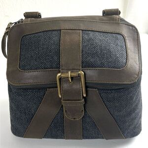 Sahalie Castaway Crossbody Bag